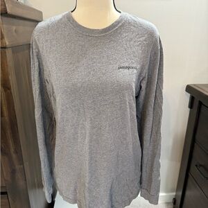 Patagonia Men's Heather Gray Long Sleeve Tee